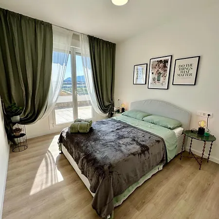 Wonderful Penthouse Puerto Banus Mabella