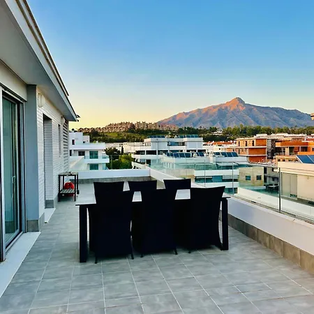 Wonderful Penthouse Puerto Banus Mabella *